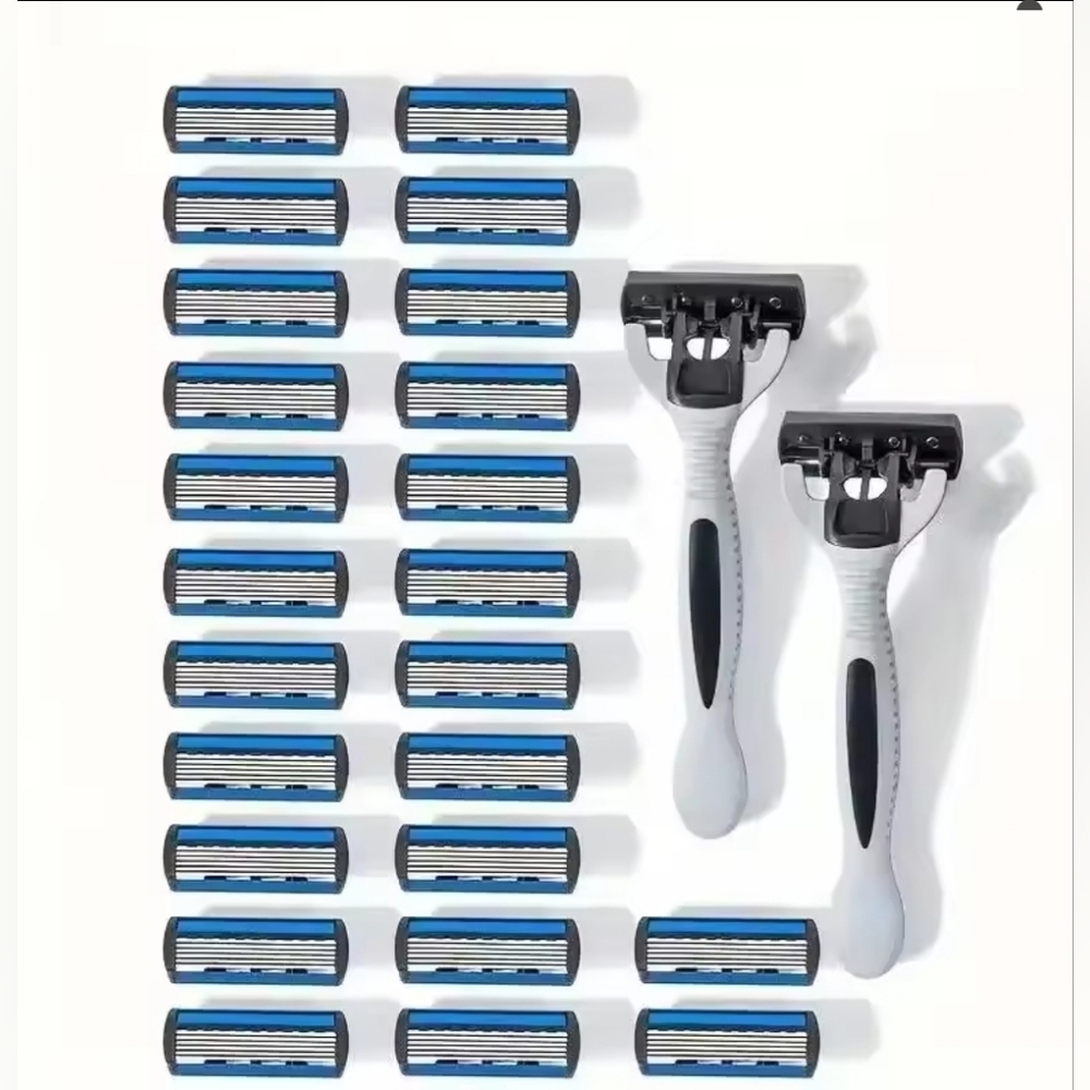 Premium Men's Razor Set  1 Razor 12 Replacement Blade Moisture Strips